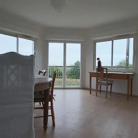 Holiday Home In The Heart Of Chateau D'Oleron * Le Château-dʼOléron